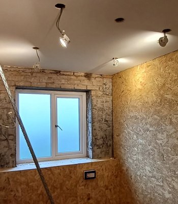 Bedroom before plastering