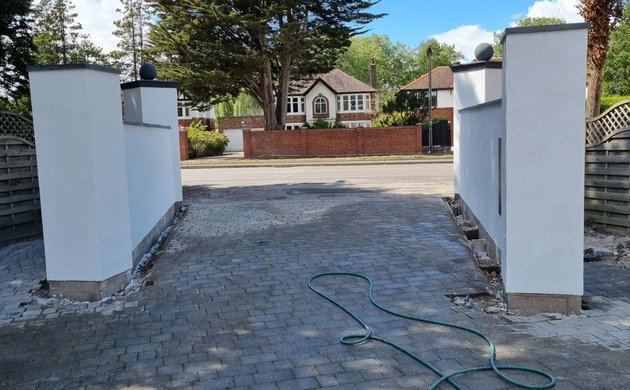 Rendered driveway entrance pillars