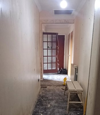 Hallway walls during plastering